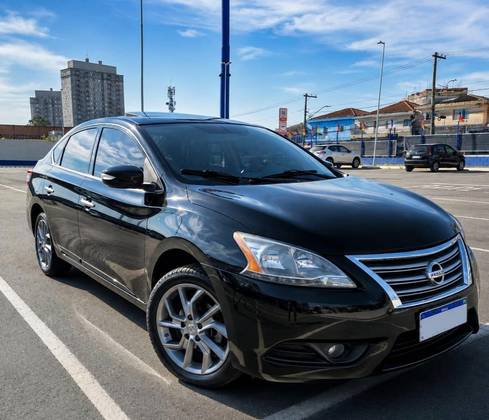 NISSAN SENTRA 2.0 UNIQUE 16V FLEX 4P AUTOMÁTICO NISSAN SENTRA 2.0 UNIQUE 16V FLEX 4P AUTOMÁTICO